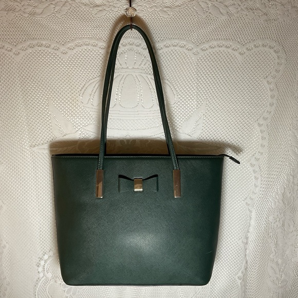 Chic Dark Emerald Green Tote Bag with Bow Detail - Picture 1 of 4